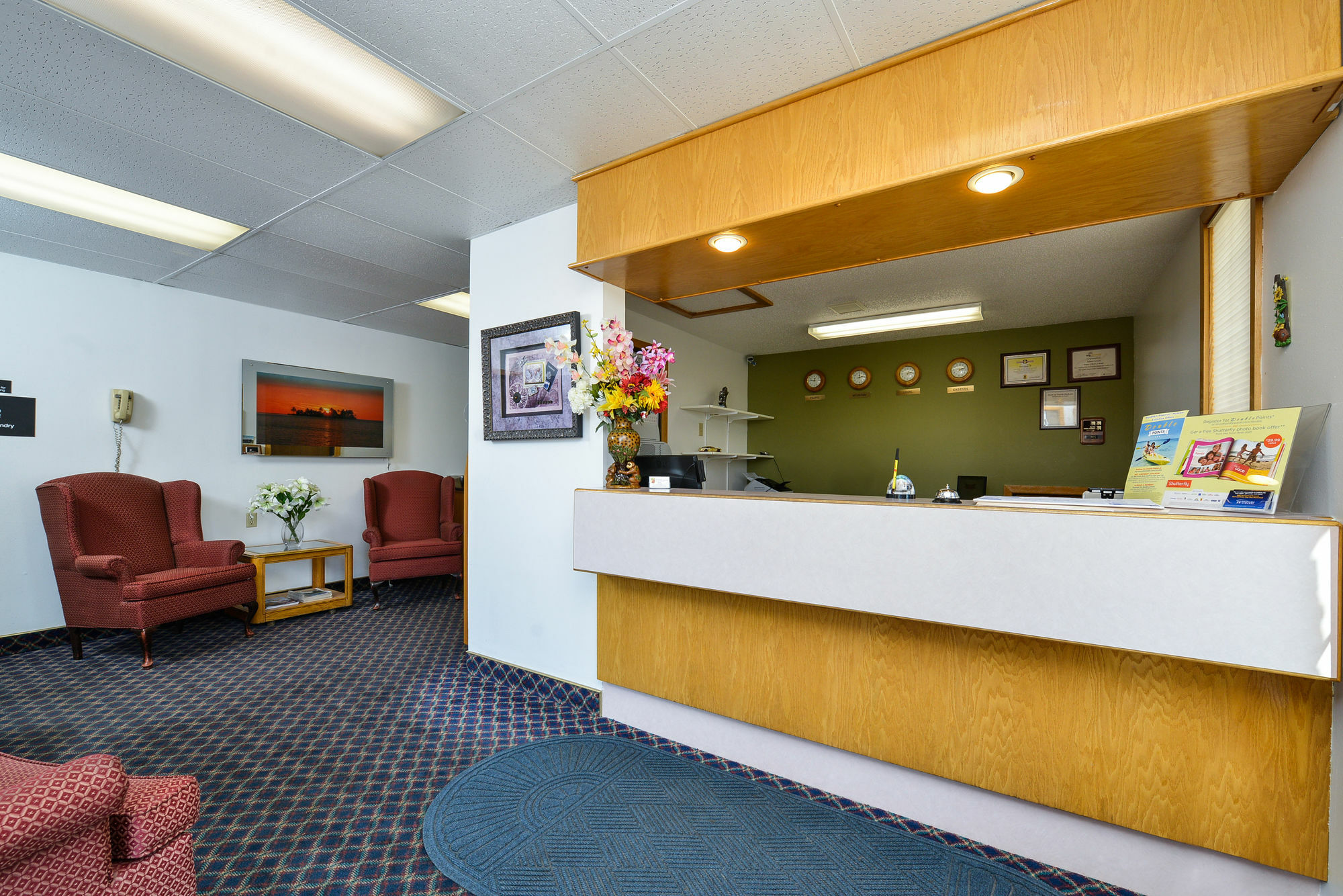 Hotel Super 8 By Wyndham Minot Airport Exterior foto